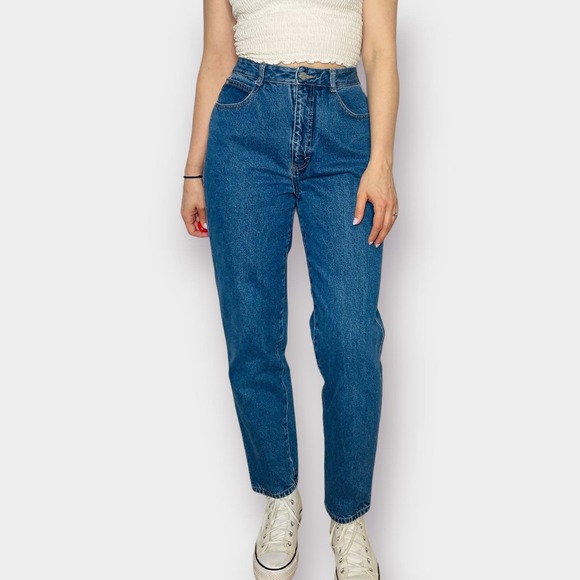 90s Gloria Vanderbilt Medium Wash Jeans - Picture 4 of 6